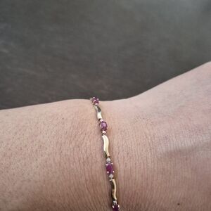 Elegant 10k Yellow Gold Gemstone Bracelet